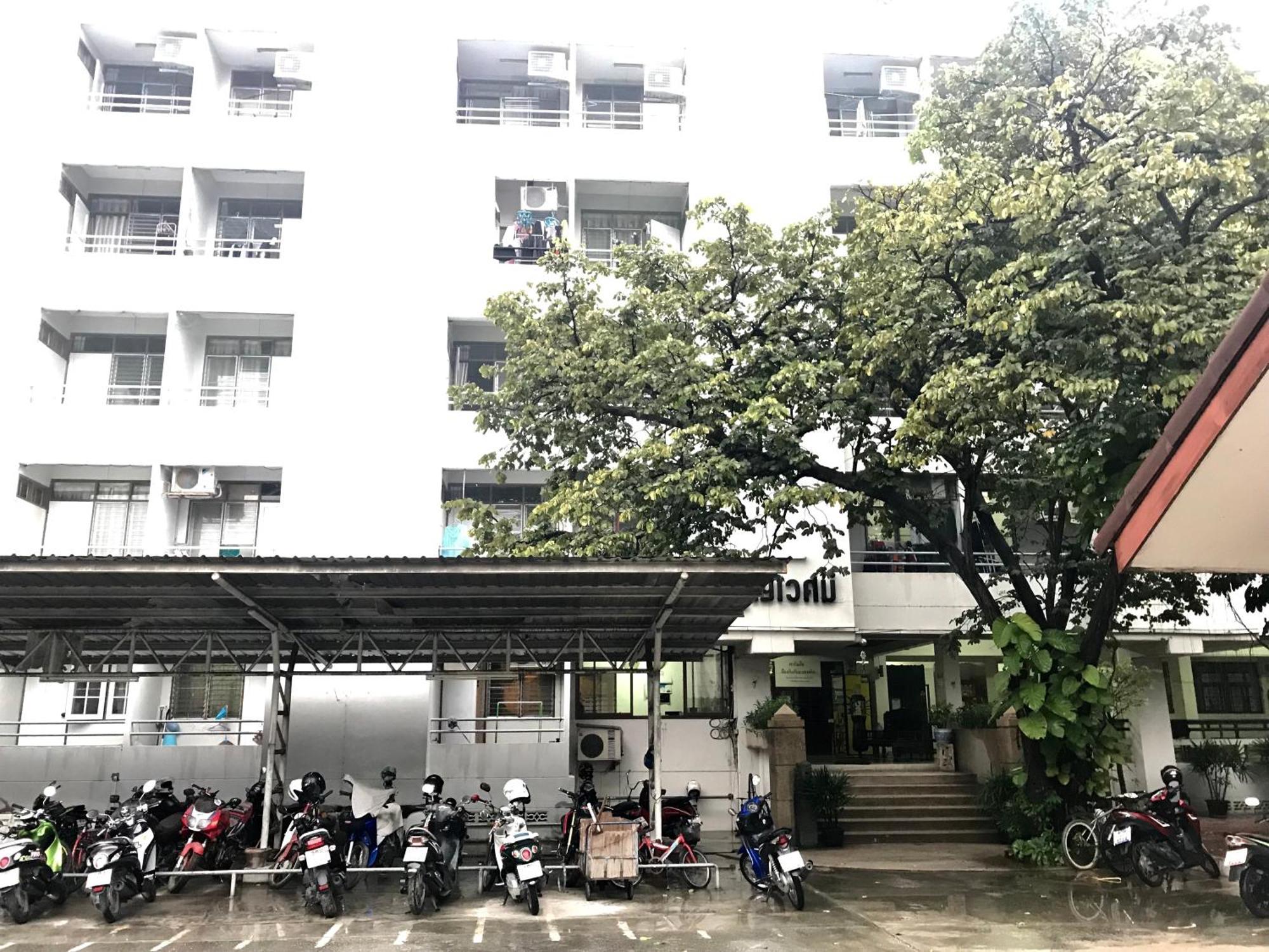 Hotel Jaroonwej